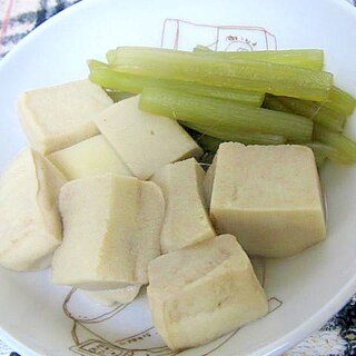高野豆腐とふきの煮物